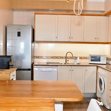 Sunset - Fantastic 1 Bedroom Sleeps 4 In Amazing Complex Lejlighed *