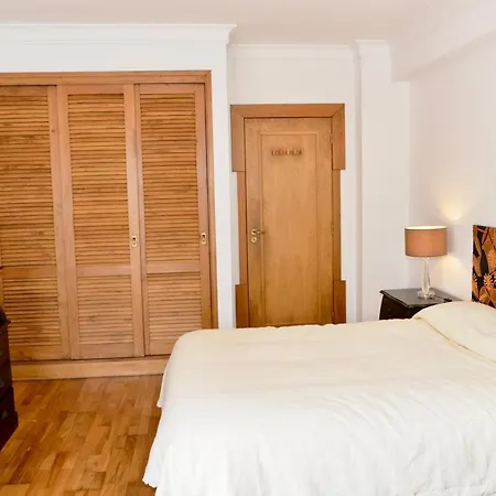 Sunset - Fantastic 1 Bedroom Sleeps 4 In Amazing Complex Apartmán