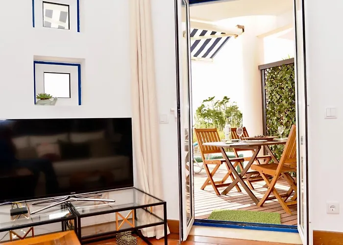 Sunset - Fantastic 1 Bedroom Sleeps 4 In Amazing Complex * サン・マルティーニョ・ド・ポルト