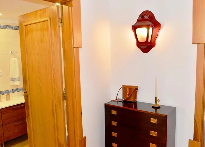 Sunset - Fantastic 1 Bedroom Sleeps 4 In Amazing Complex サン・マルティーニョ・ド・ポルト